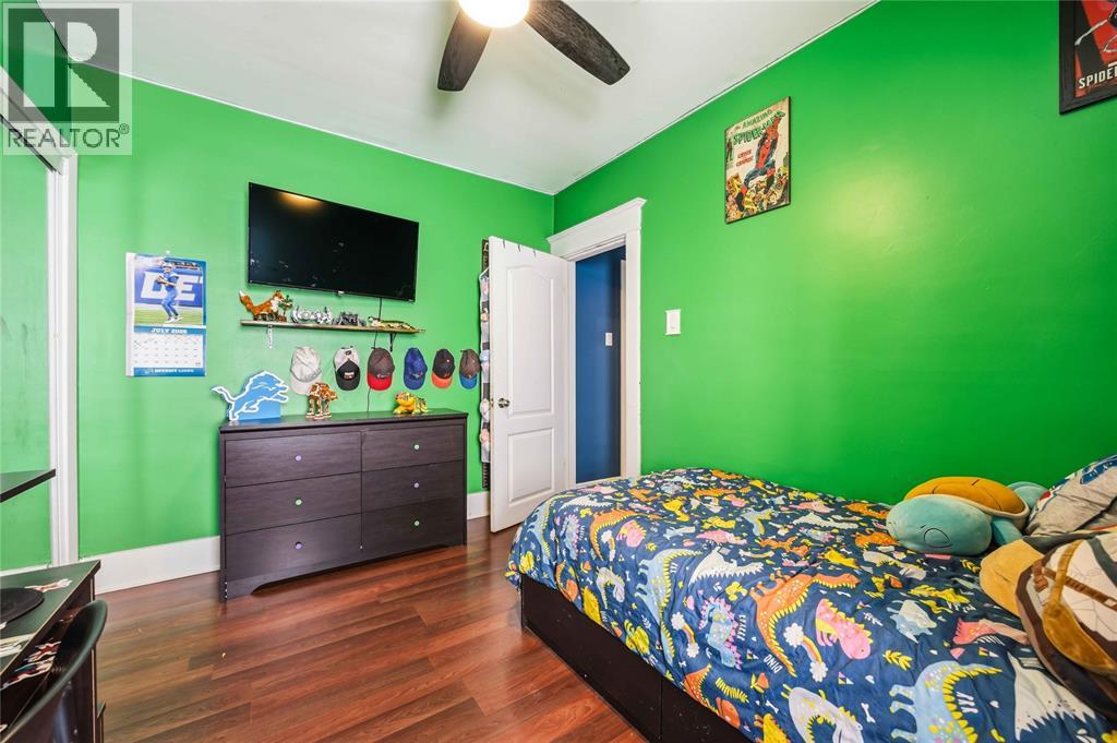 251 HARKNESS STREET - 20