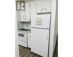 1 Butler Street, Yarmouth, NS B5A3Y7 Photo 6