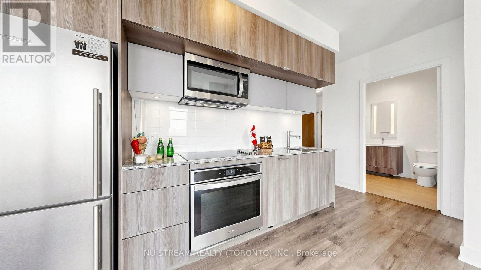 #2708 575 BLOOR STREET E - 11
