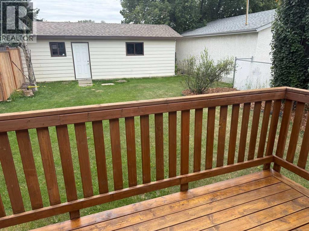 Listing photo – 4412 45 Avenue, Sylvan Lake