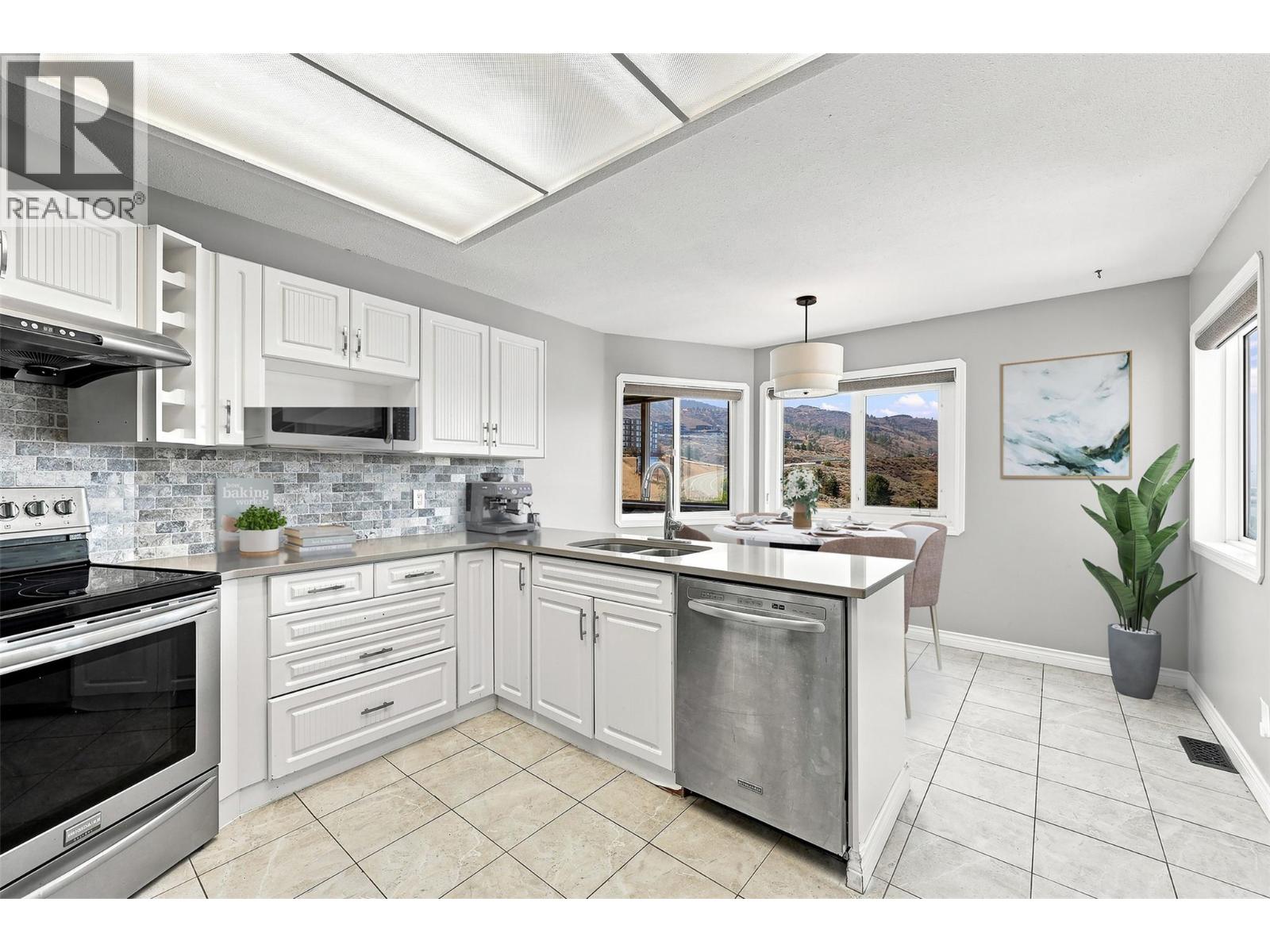 #305 15 HUDSONS BAY Trail - 12