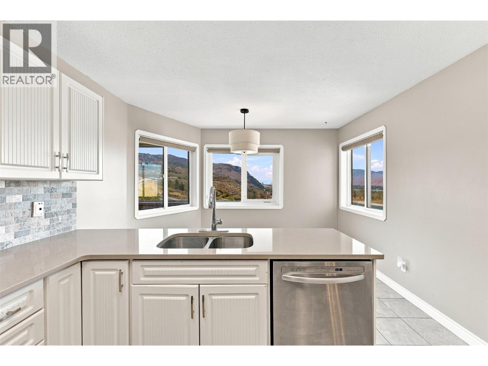#305 15 HUDSONS BAY Trail - 15
