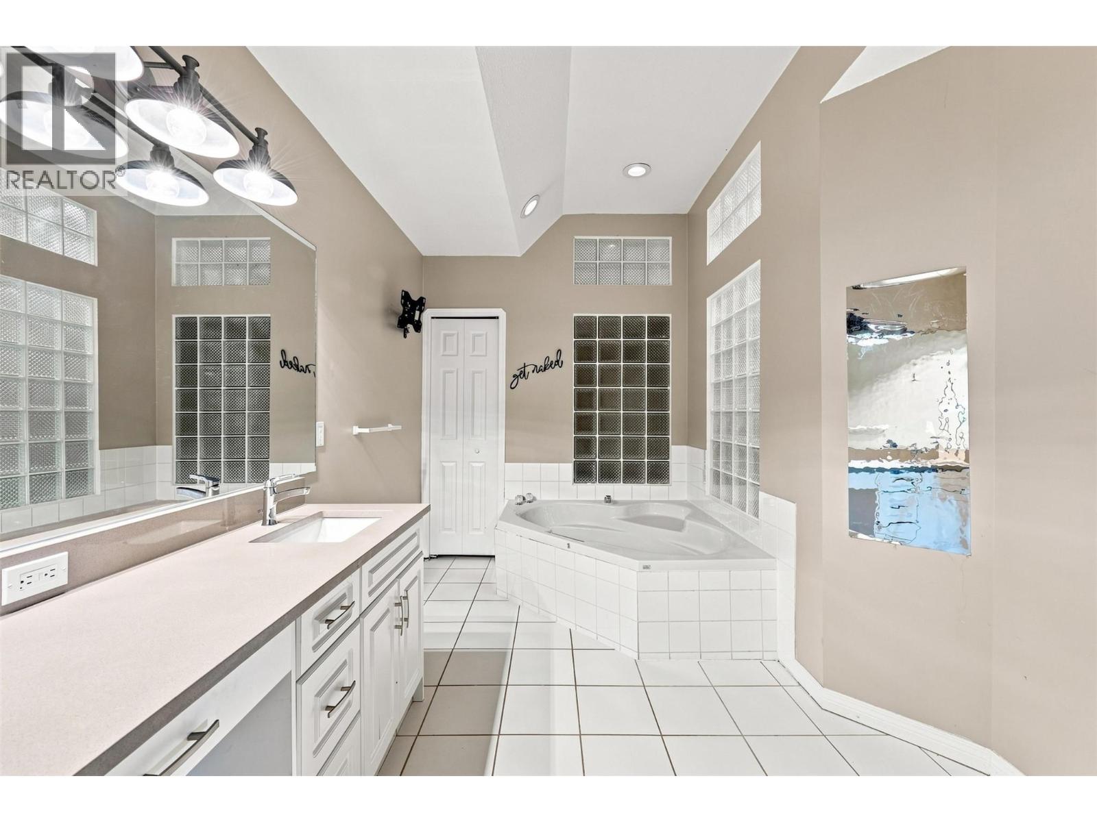 #305 15 HUDSONS BAY Trail - 30