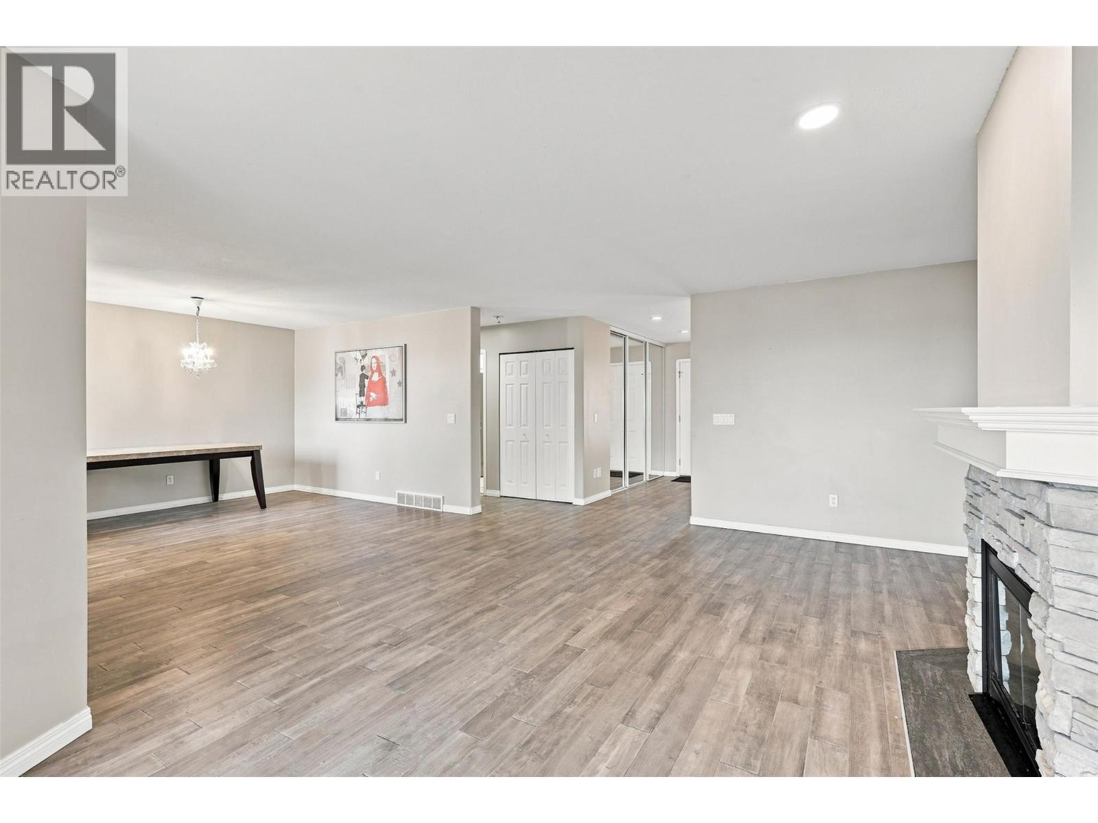 #305 15 HUDSONS BAY Trail - 7