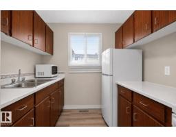 Bedroom 3 - 11368 139 Av Nw, Edmonton, AB T5X3L4 Photo 6