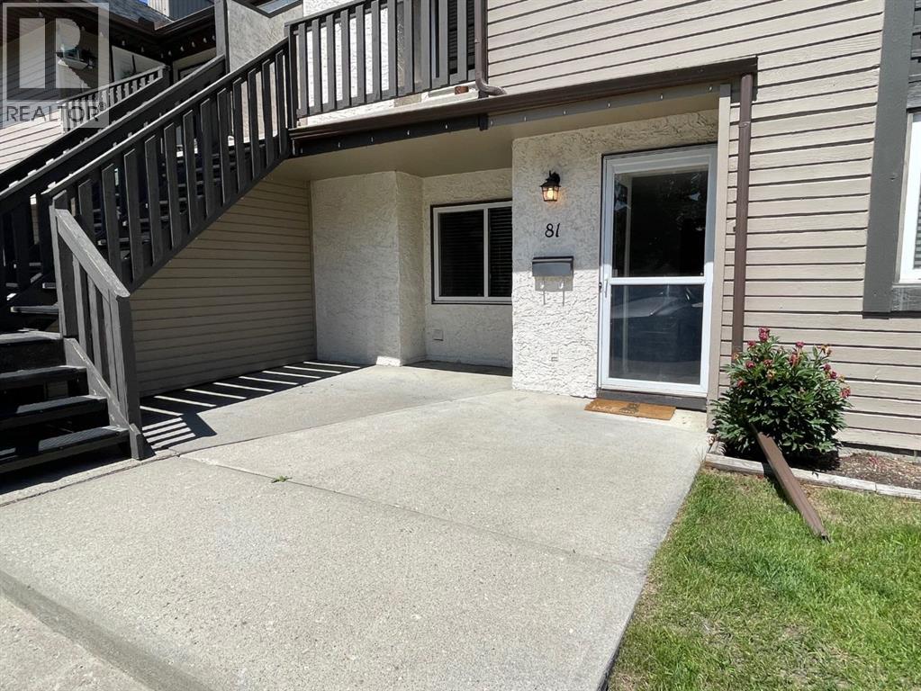 81 Cedar Springs Gardens SW - 2