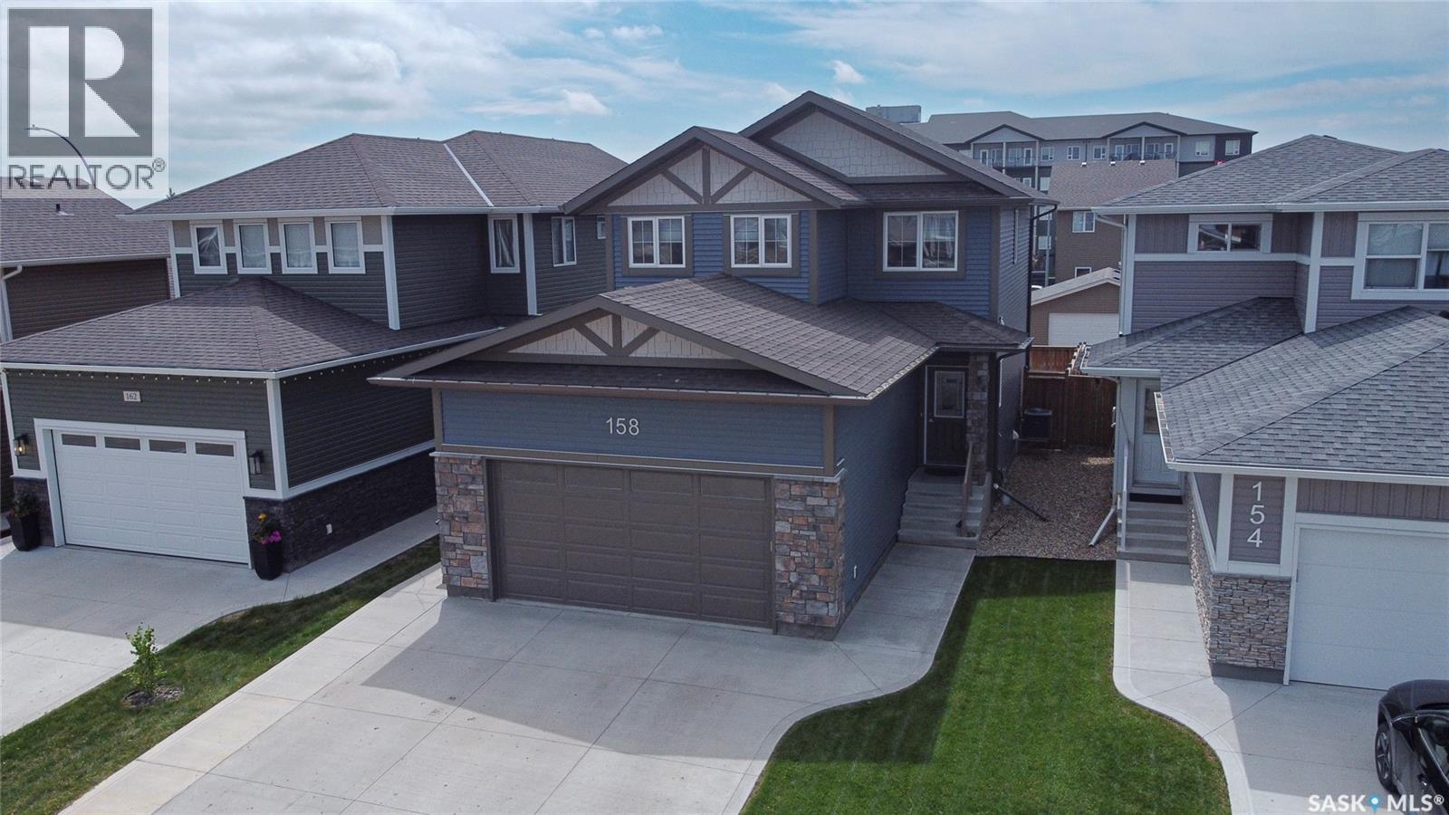 158 Cowan CRESCENT - 2