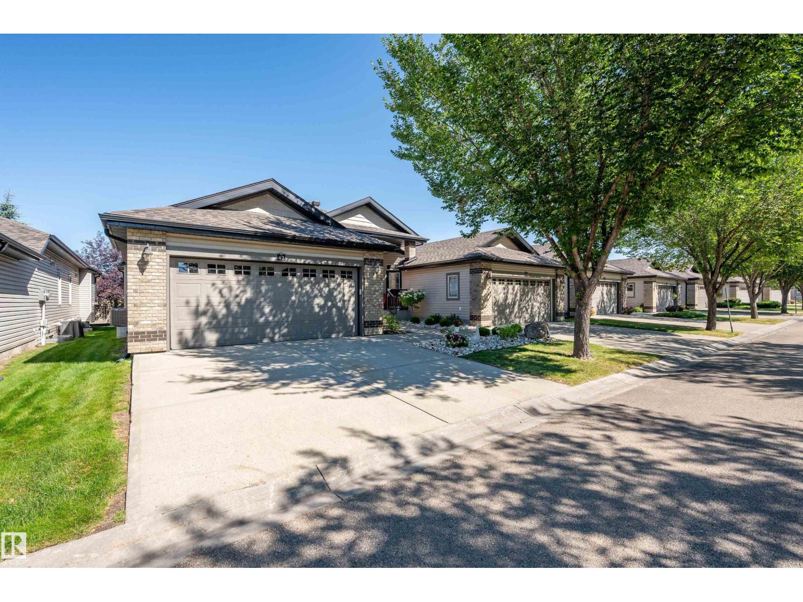 #42 276 Cranford DR, Durham Town Square, Sherwood Park photo 3