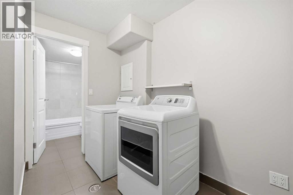 #B 2115 35 Avenue SW - 24