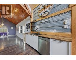 3pc Bathroom - 2193 Park Avenue, Lumby, BC V0E2G0 Photo 9