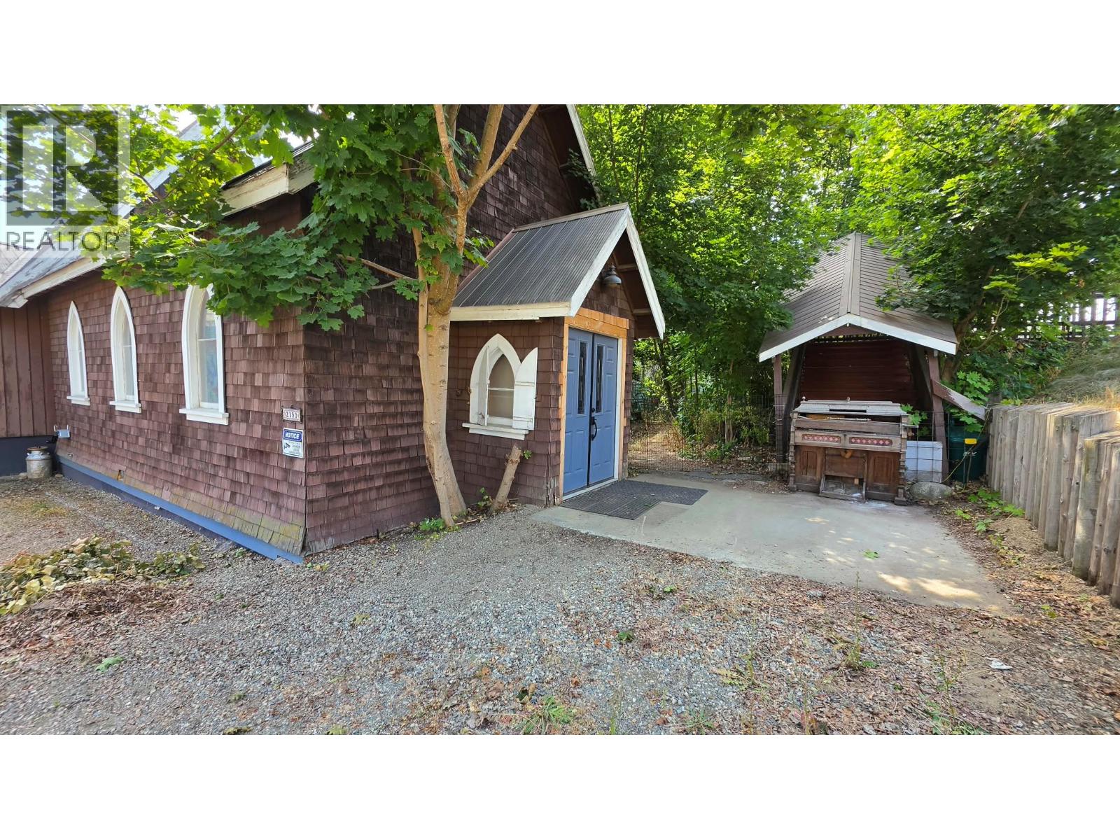 2193 Park Avenue - 2