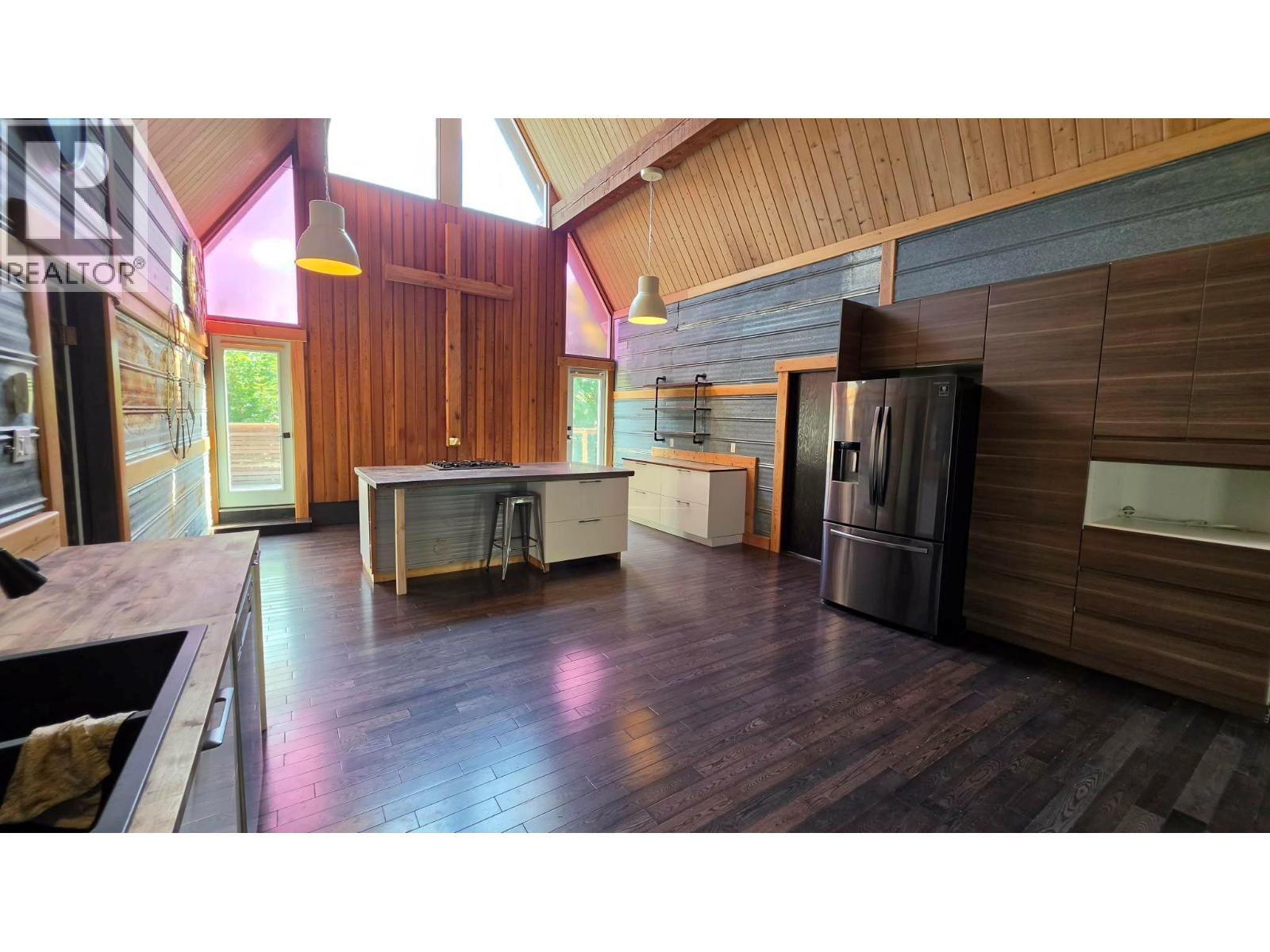 2193 Park Avenue - 56