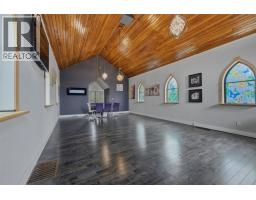 2193 Park Avenue, Lumby, BC V0E2G0 Photo 17