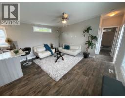928 Waterloo Crescent, Castlegar, BC V1N4M3 Photo 13