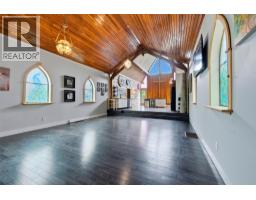 2193 Park Avenue, Lumby, BC V0E2G0 Photo 18