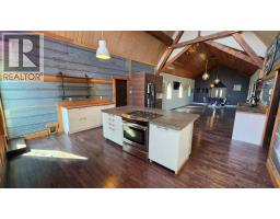 2193 Park Avenue, Lumby, BC V0E2G0 Photo 58