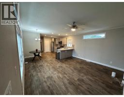 928 Waterloo Crescent, Castlegar, BC V1N4M3 Photo 16