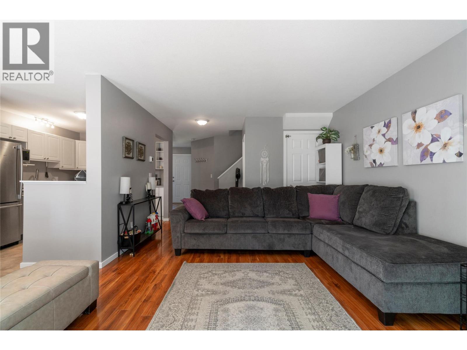 #2 2951 11th Avenue NE - 27