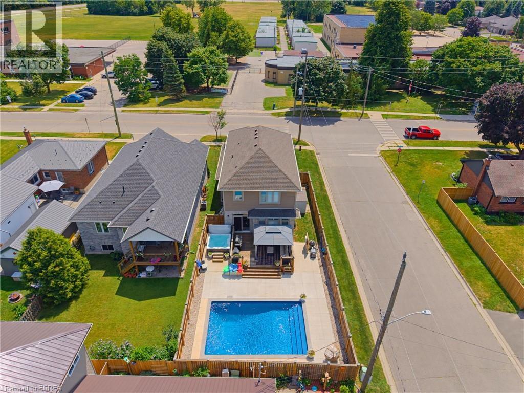 63A CLENCH Avenue - 2