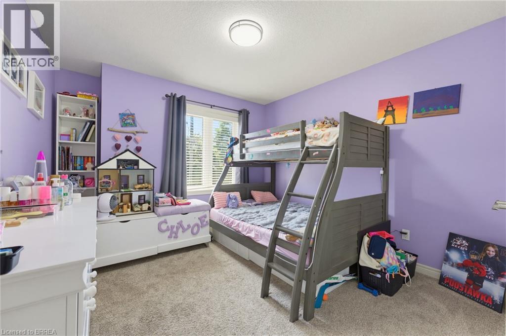 63A CLENCH Avenue - 22