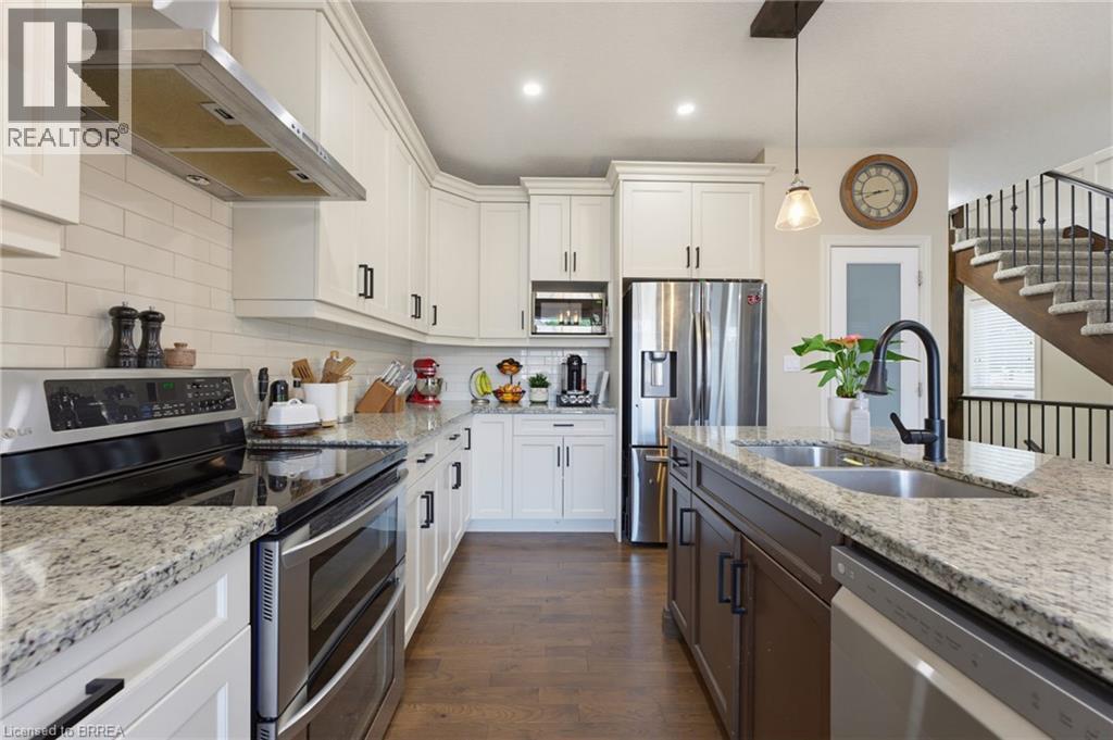 63A CLENCH Avenue - Image 9