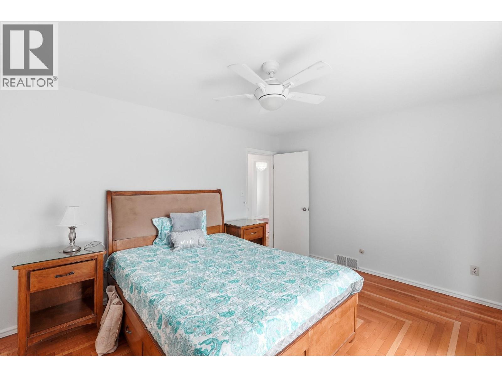 694 McClure Road - 35