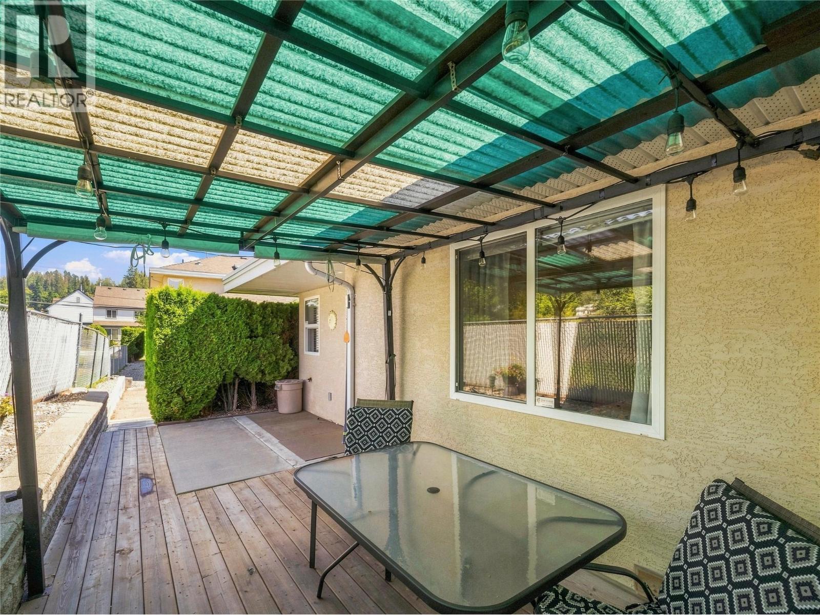 14 51 8 Avenue Southwest, Salmon Arm