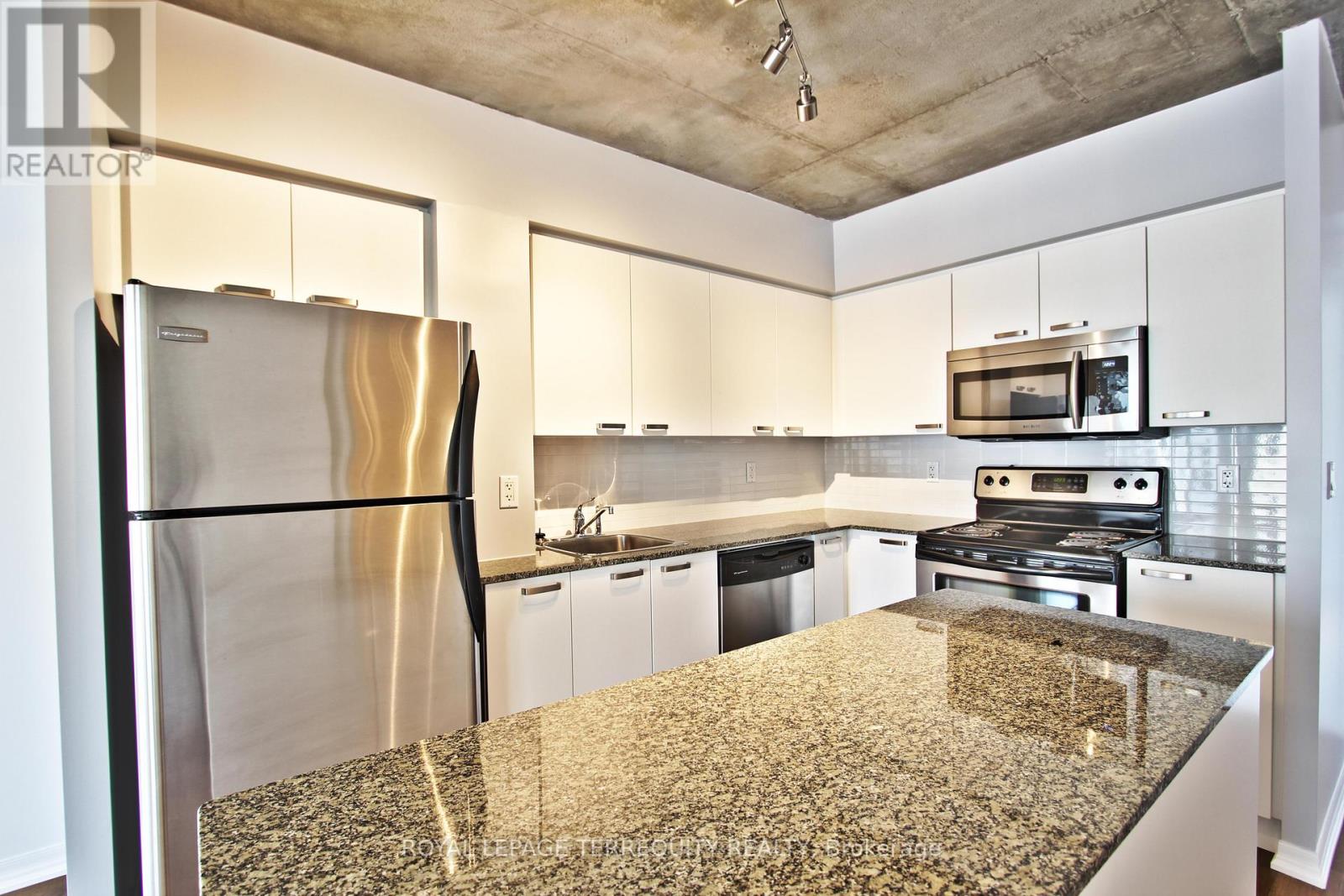 #708 22 WELLESLEY STREET E - 15