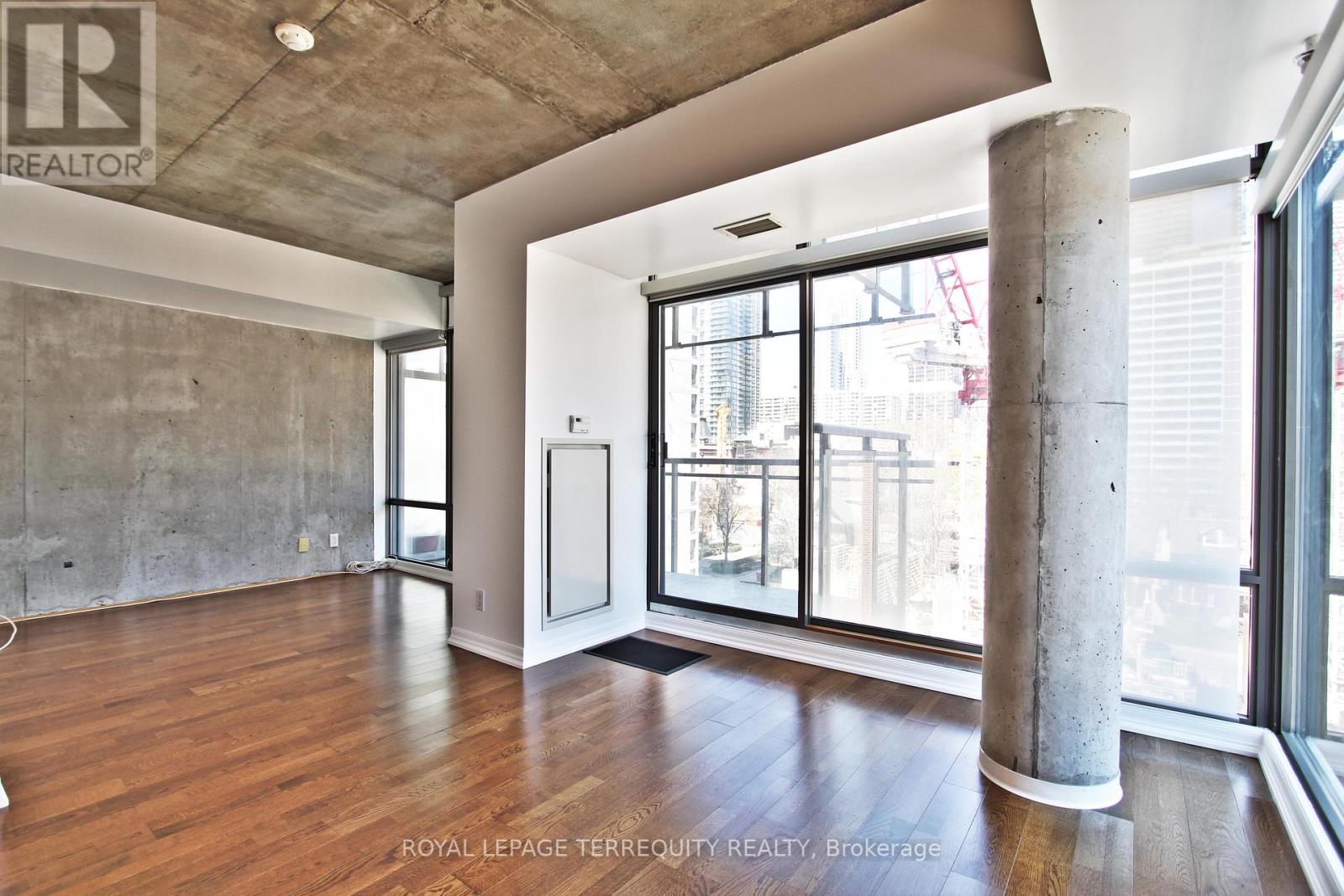 #708 22 WELLESLEY STREET E - 6