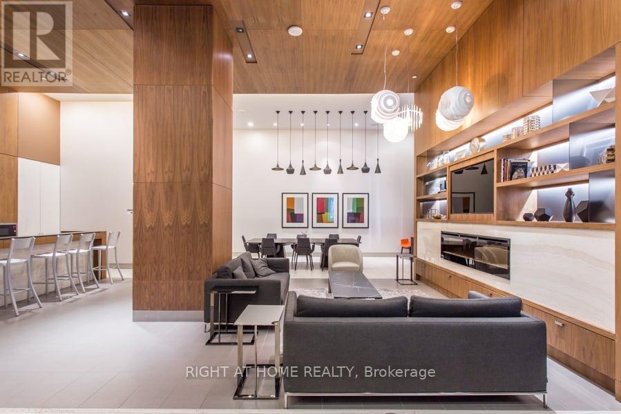 #1210 295 ADELAIDE STREET W - 29