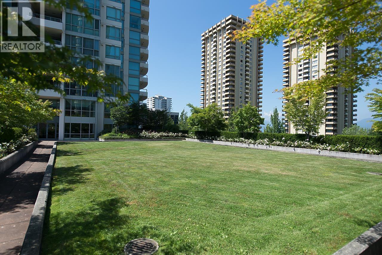 605 5848 OLIVE AVENUE, Burnaby
