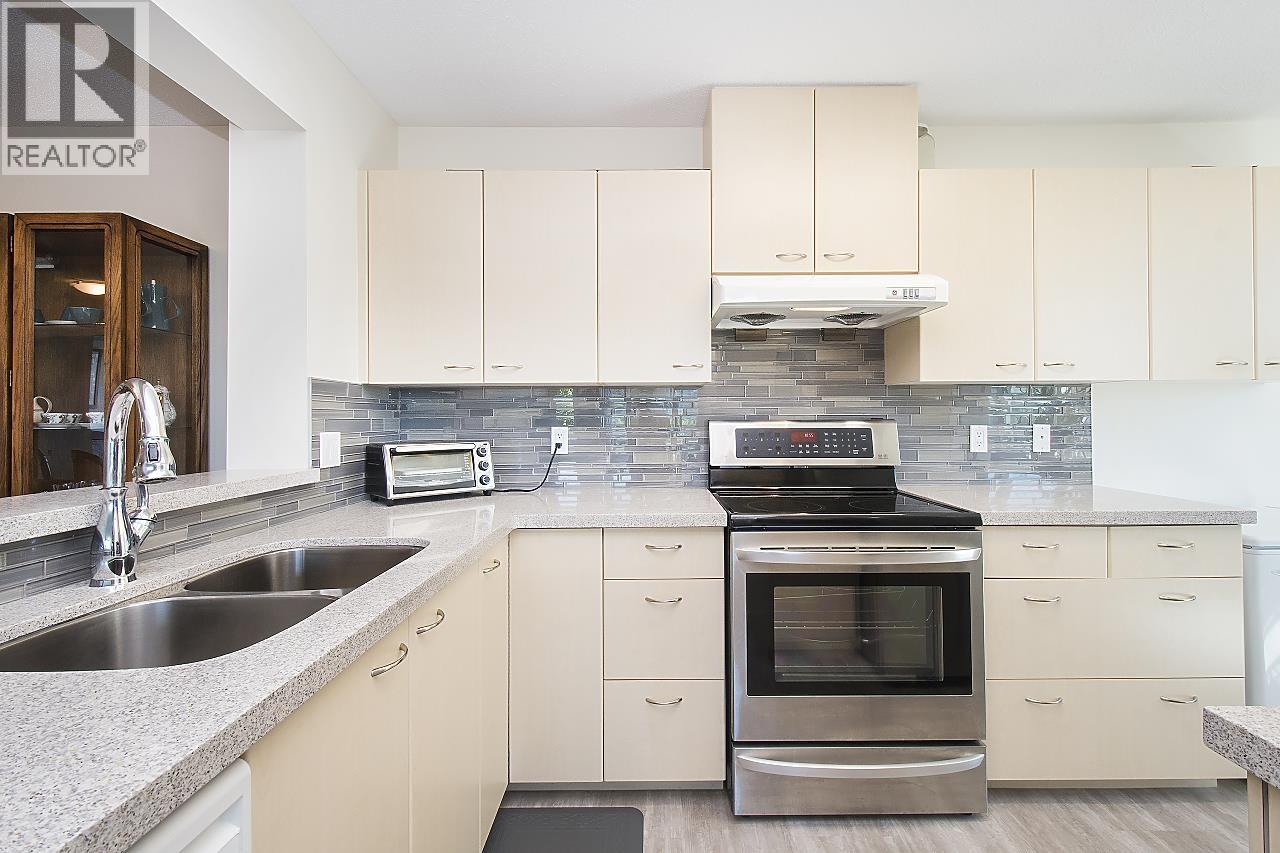 605 5848 OLIVE AVENUE, Burnaby