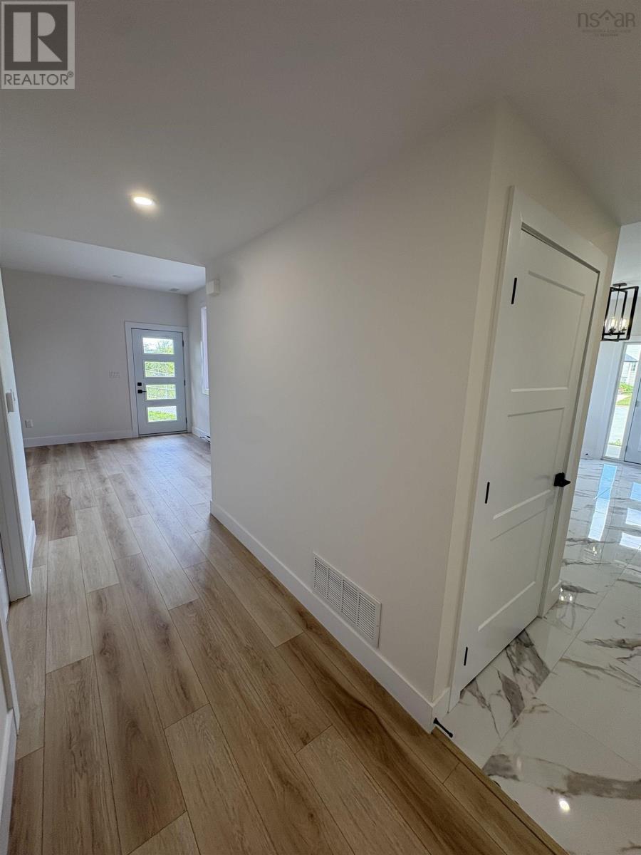 Property 8 of 43 of 46 Angel Court