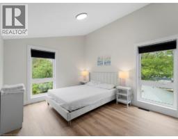 55 Centre Street, Grand Bend, ON N0M1T0 Photo 31