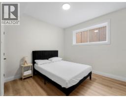 55 Centre Street, Grand Bend, ON N0M1T0 Photo 40