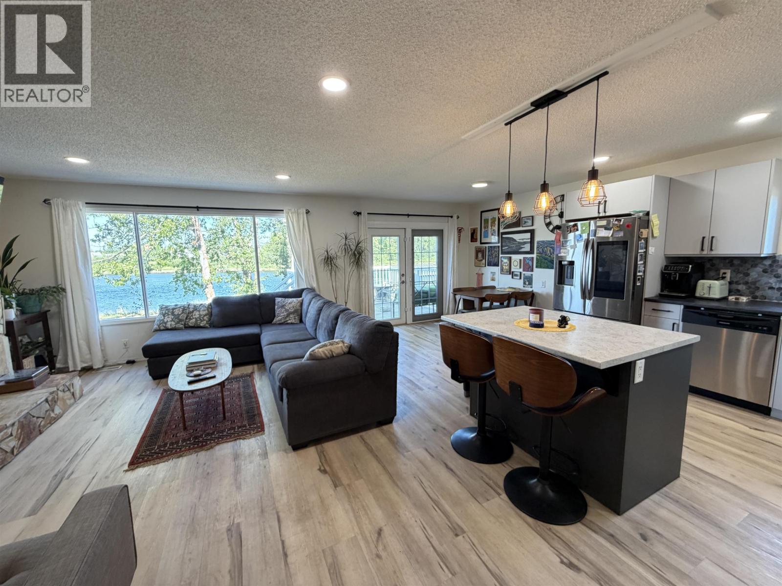 2733 RIVERVIEW DRIVE - Image 22