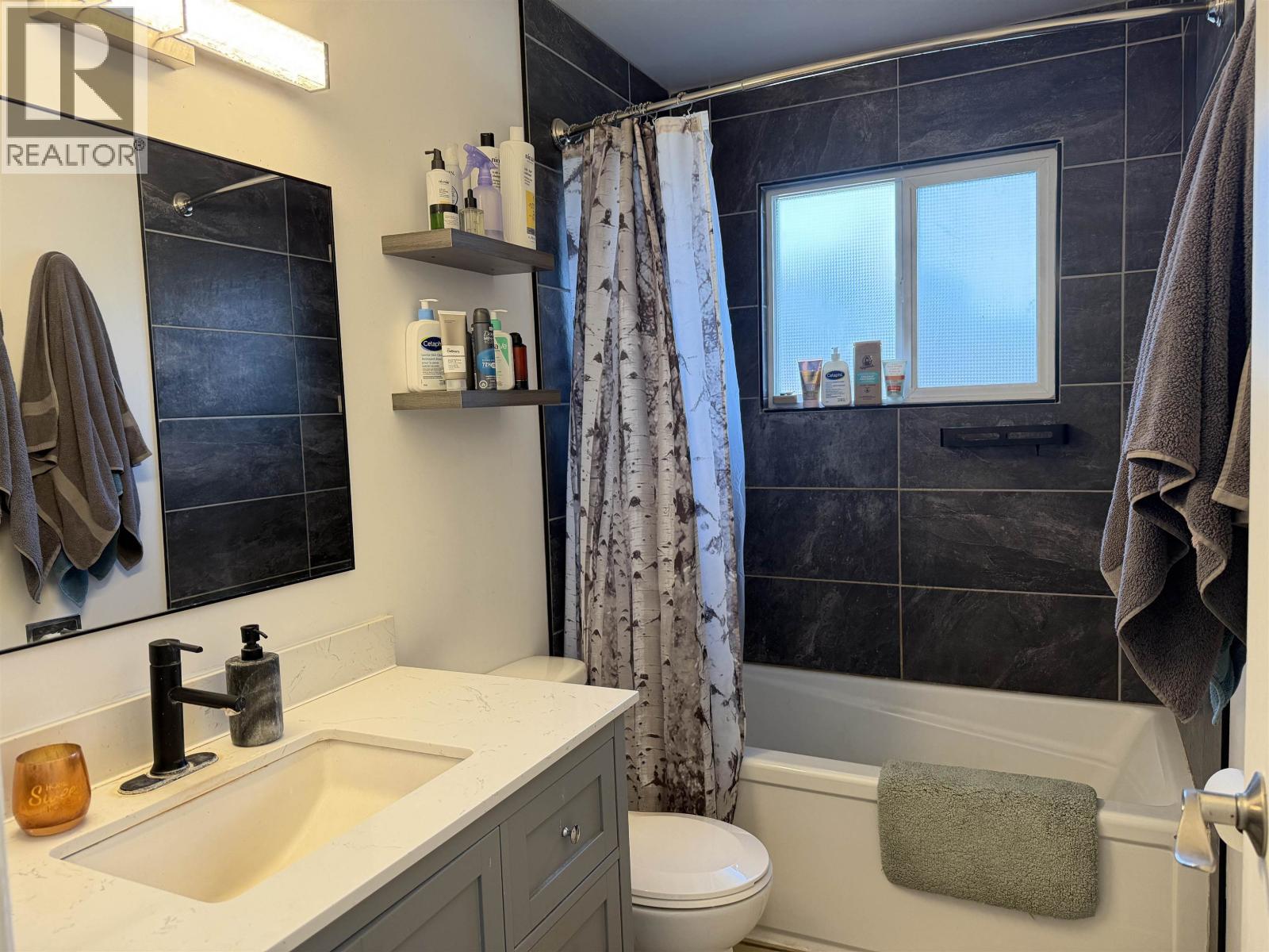 2733 RIVERVIEW DRIVE - Image 32