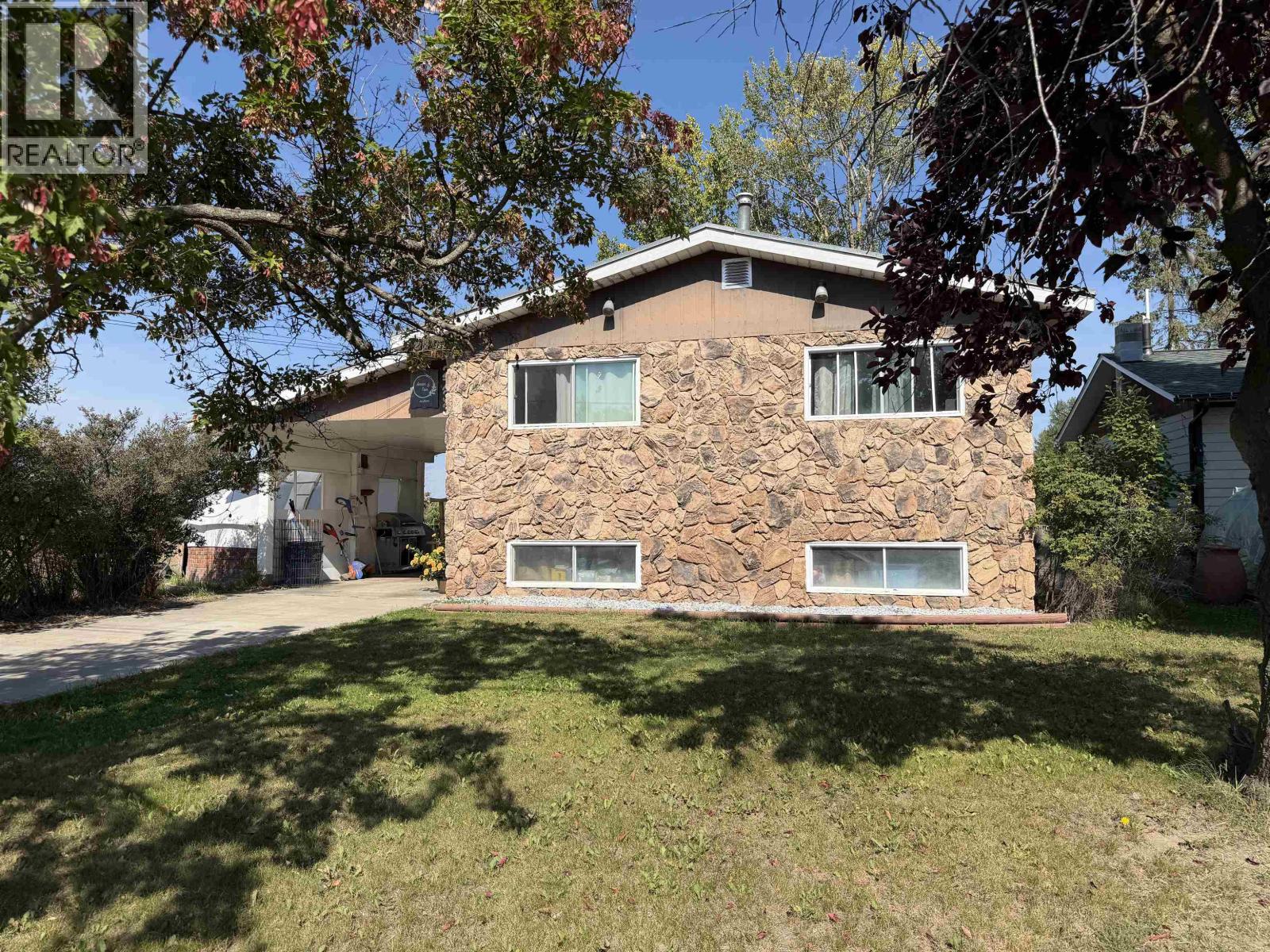 2733 RIVERVIEW DRIVE - Image 19