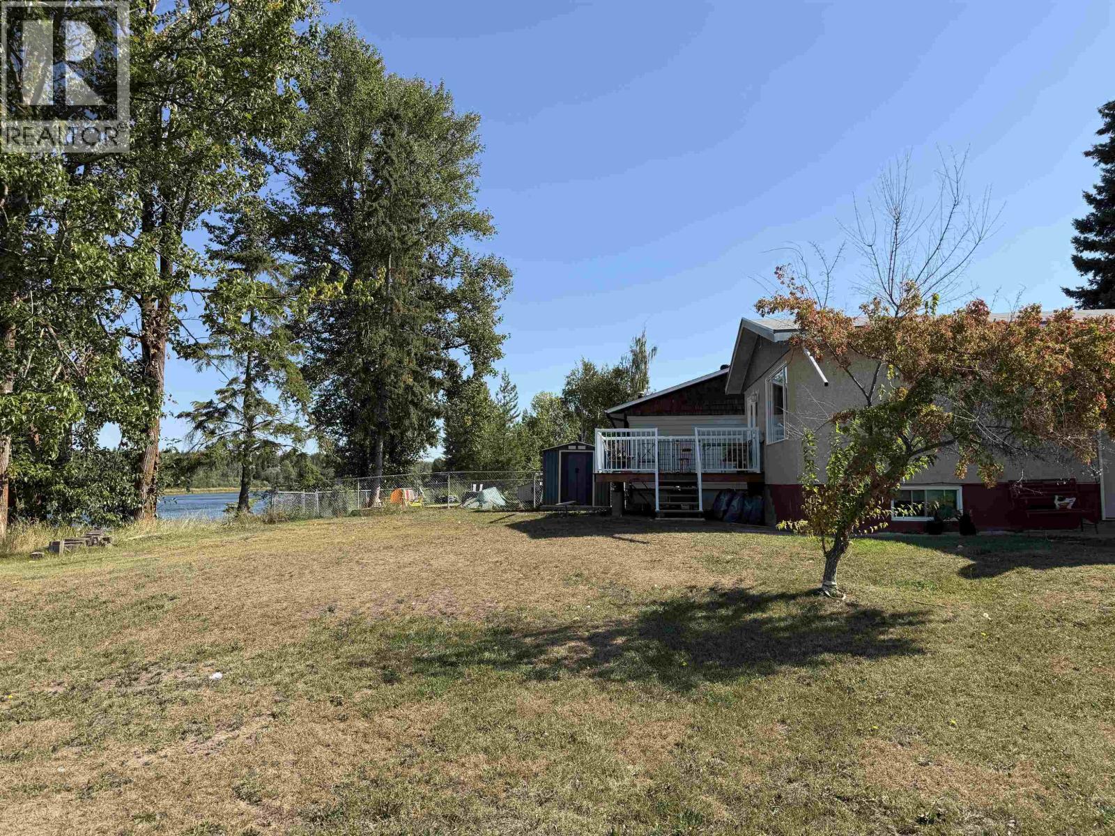 2733 RIVERVIEW DRIVE - Image 17