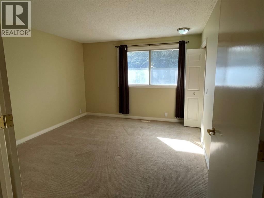 247 Bracewood Road SW - 13