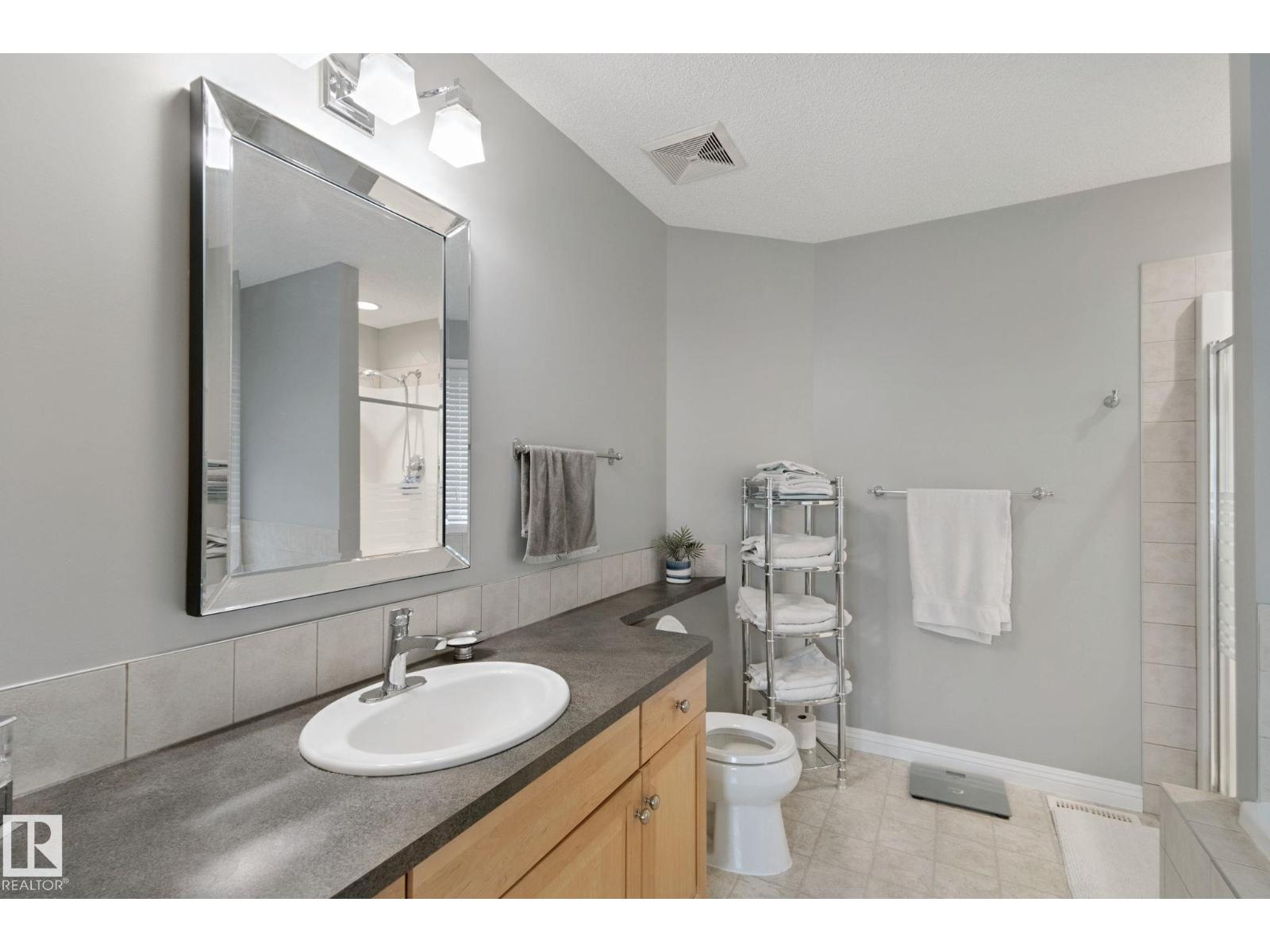 5345 TERWILLEGAR BV NW - 27