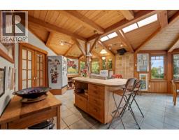 437 Chamadaska Way, Cortes Island, BC V0P1K0 Photo 17