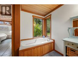 437 Chamadaska Way, Cortes Island, BC V0P1K0 Photo 26