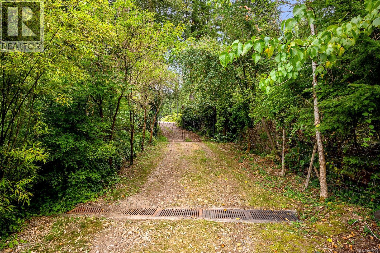 437 Chamadaska Way - 63