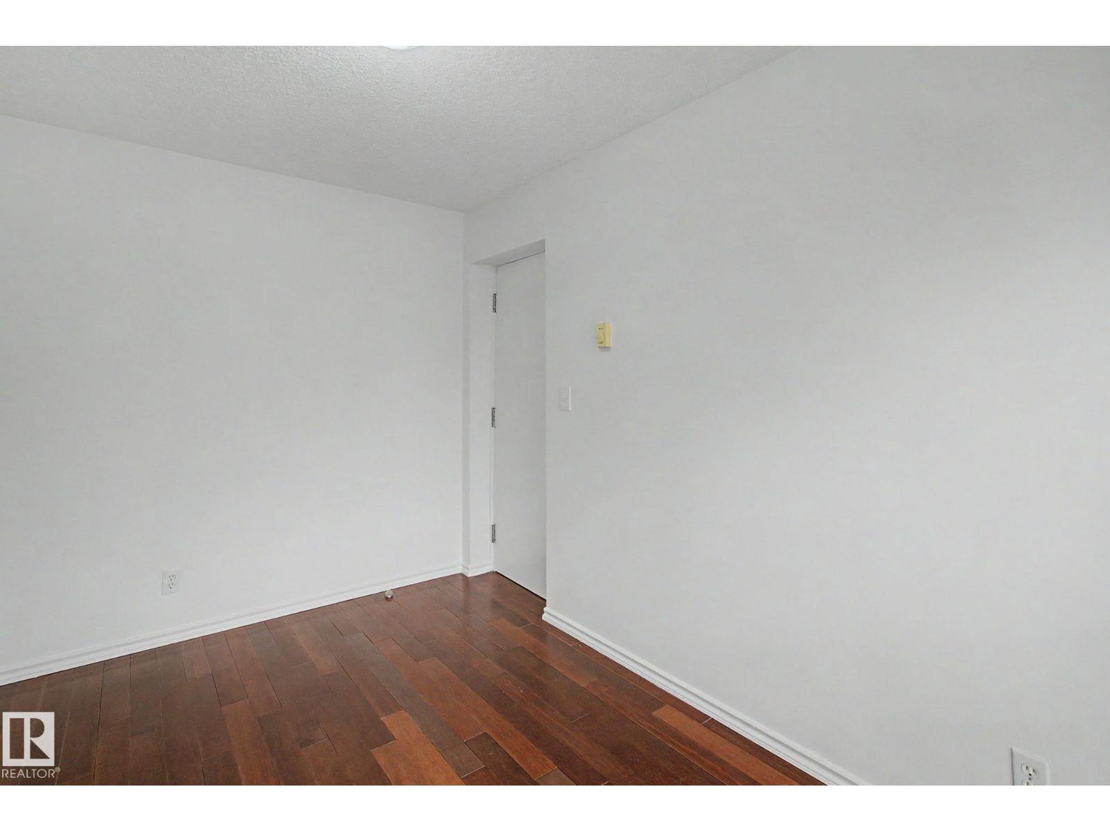 #213 17404 64 AV NW - 26