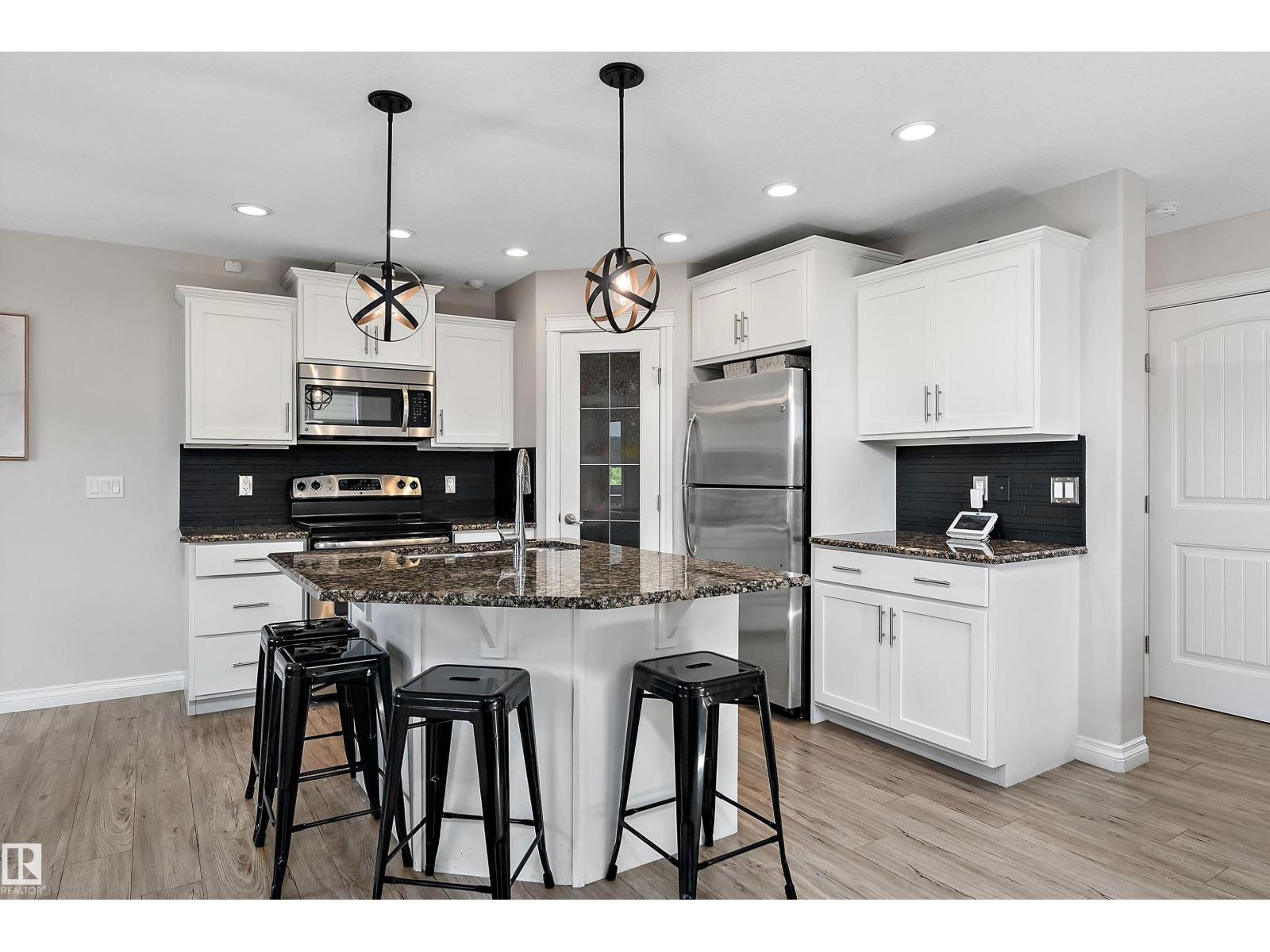 3893 GALLINGER LO NW - 13