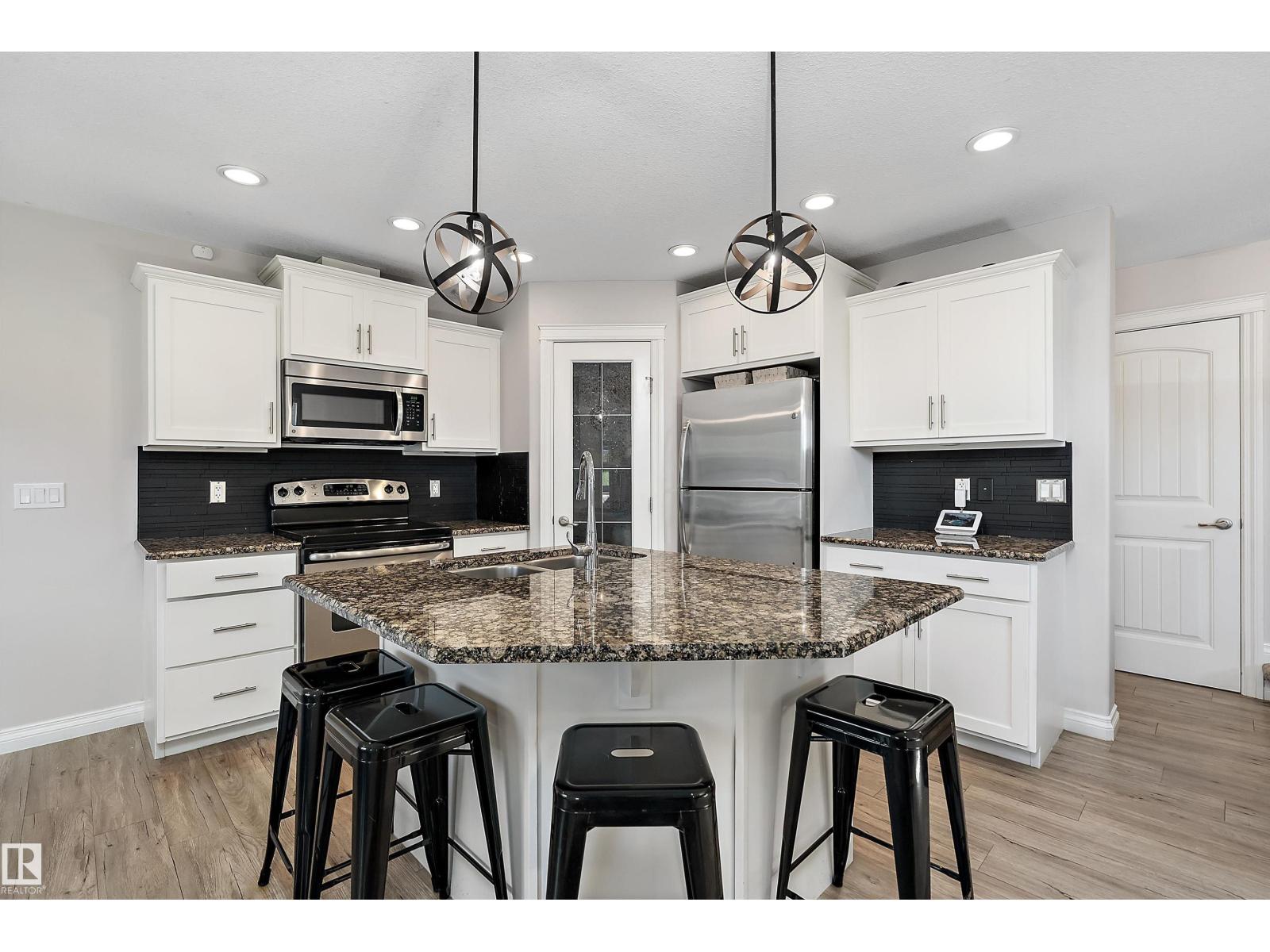 3893 GALLINGER LO NW - 14