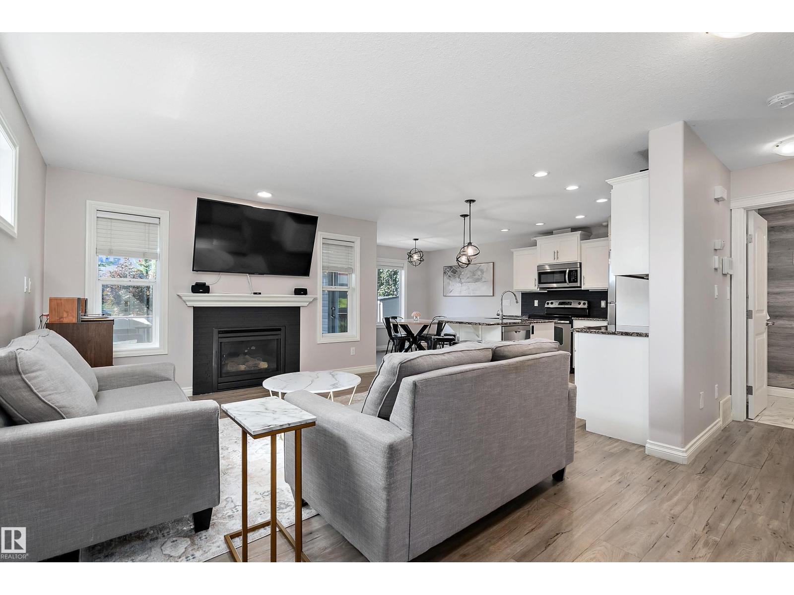 3893 GALLINGER LO NW - 5