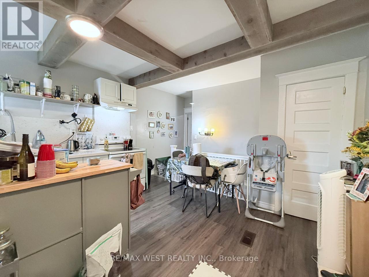 231 ROSEMOUNT AVENUE - 3