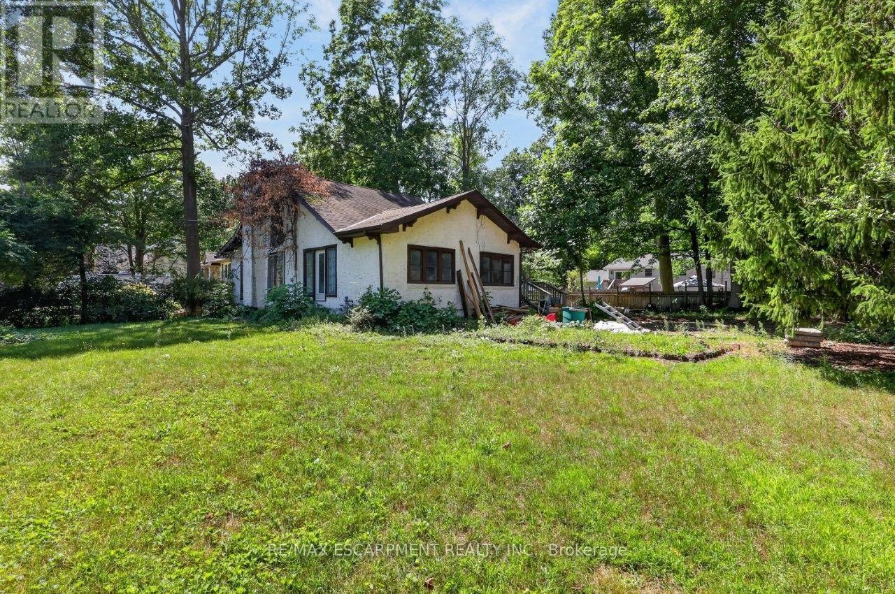 3353 HYMAN AVENUE - 5